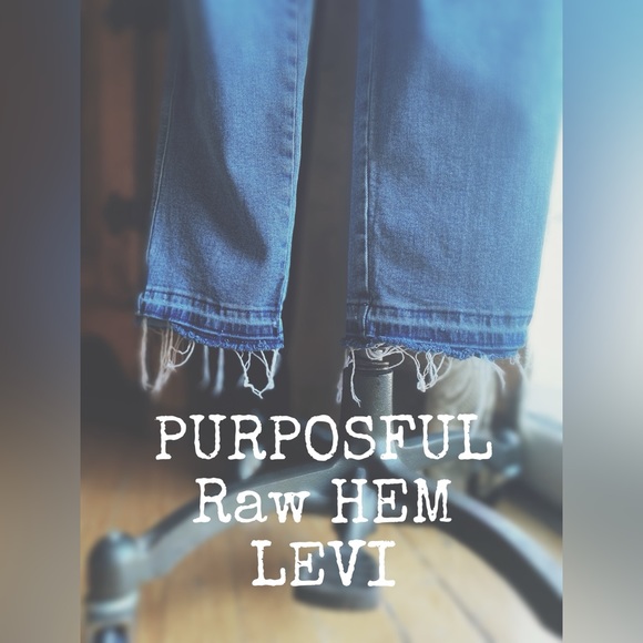 LEVI’S - Picture 2 of 8